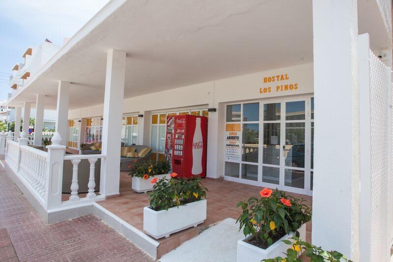 Hostal Los Pinos Es Canar  Ngoại thất bức ảnh