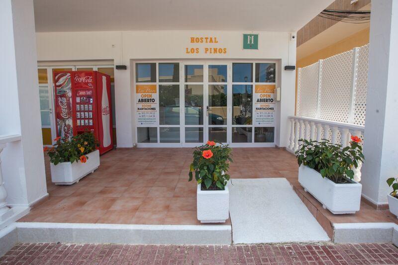 Hostal Los Pinos Es Canar  Ngoại thất bức ảnh
